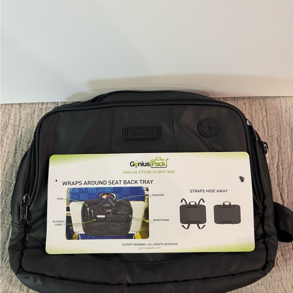 Genius Pack Black Flight Bag